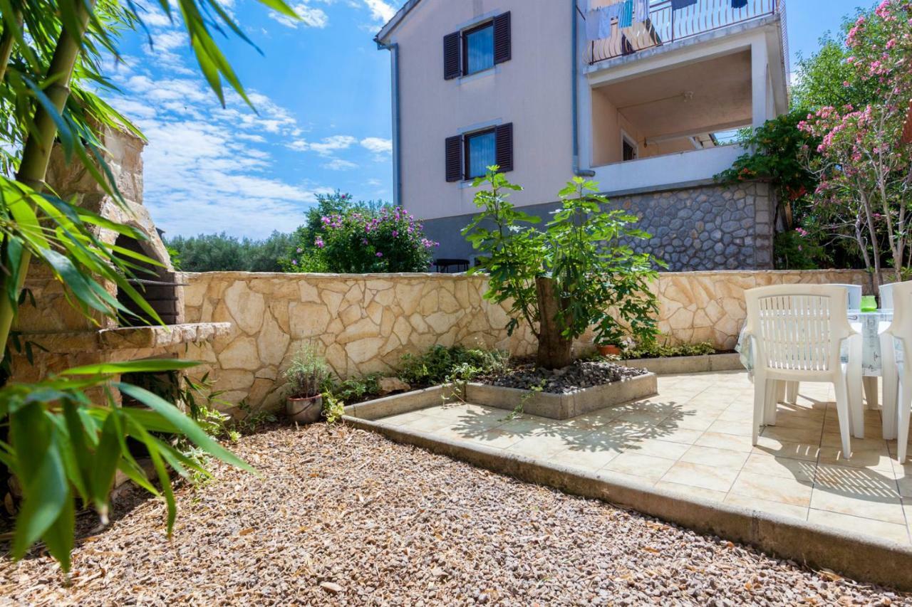 Appartement Marina à Malinska Extérieur photo