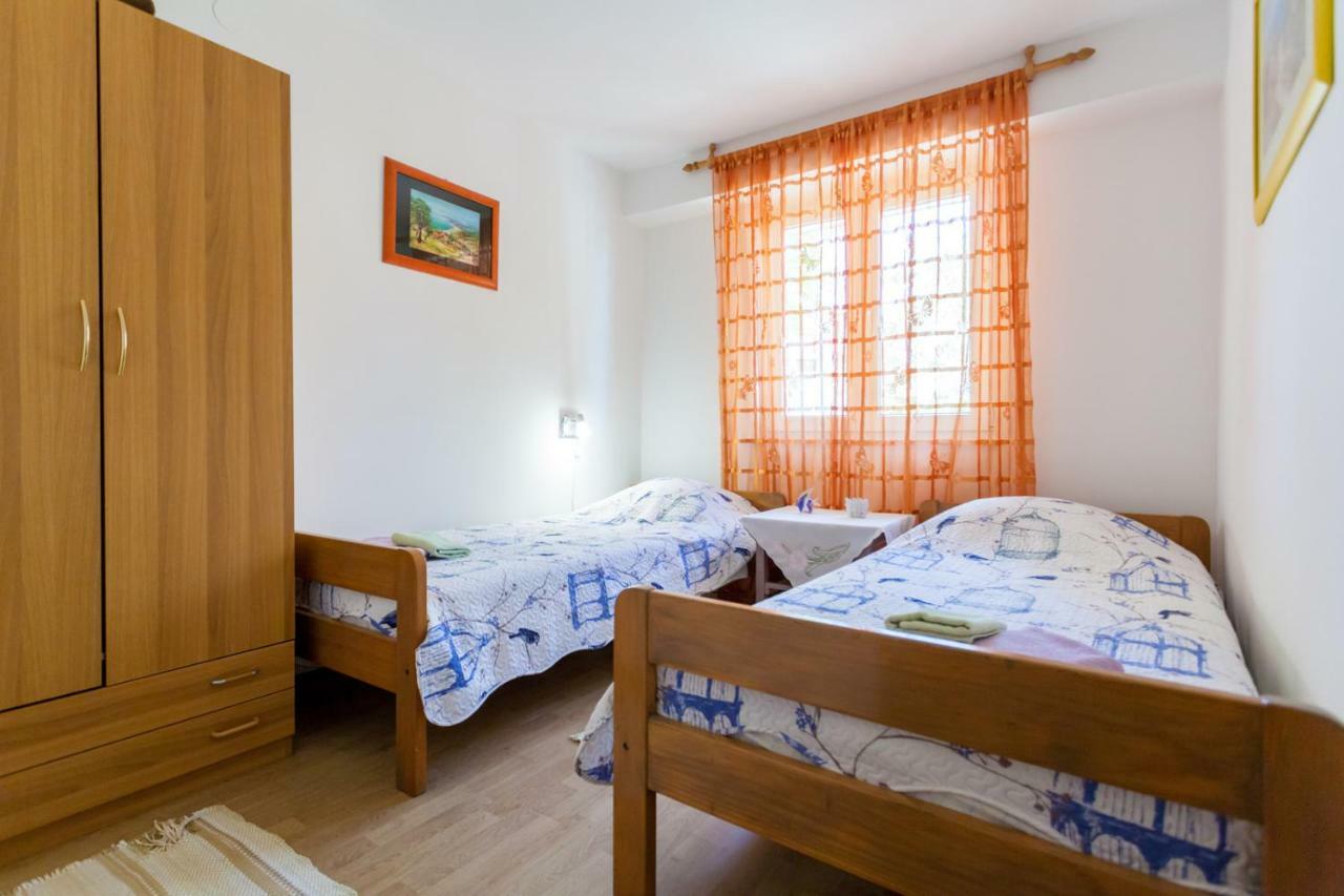 Appartement Marina à Malinska Extérieur photo