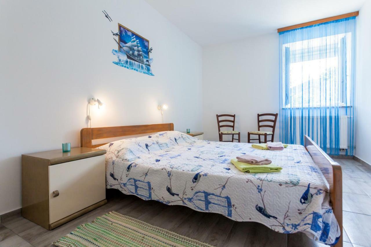 Appartement Marina à Malinska Extérieur photo